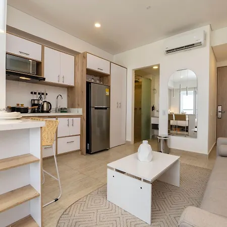 Cb1135 | Balcón Privado Y Vista Relajante